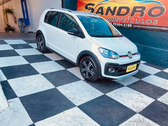 VOLKSWAGEN UP 1.0 170 TSI TOTAL FLEX XTREME 4P MANUAL